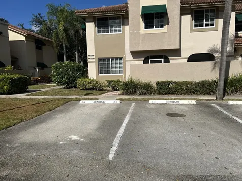 6622 Via Regina Boca Raton FL 33433