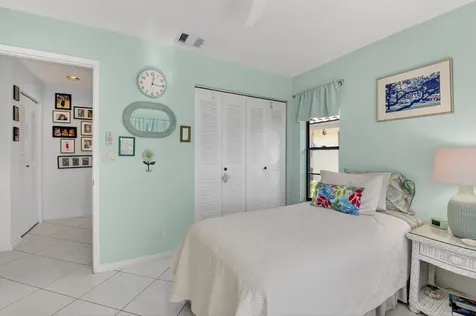 5893 Sunswept Lane Boynton Beach FL 33437