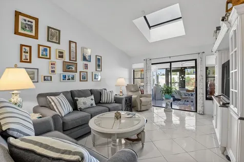 5893 Sunswept Lane Boynton Beach FL 33437