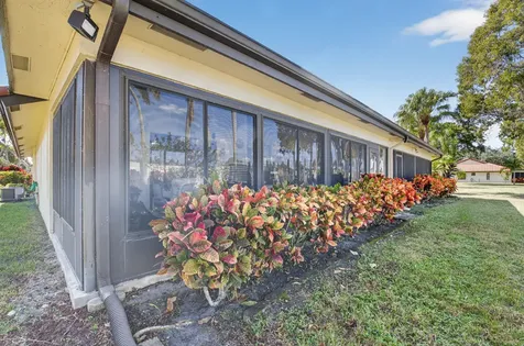 5893 Sunswept Lane Boynton Beach FL 33437