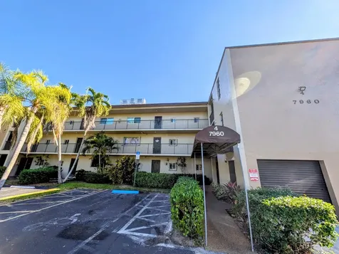 7960 Nw 50th Street Lauderhill FL 33351