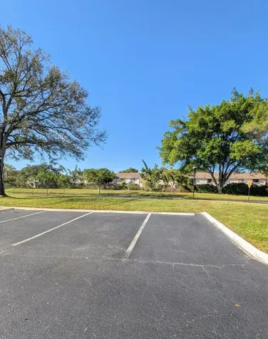 7960 Nw 50th Street Lauderhill FL 33351