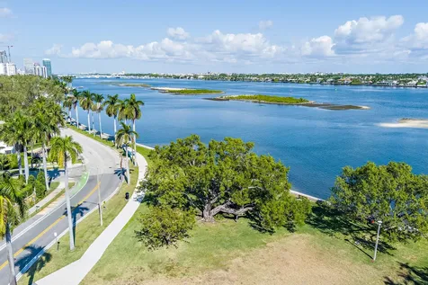 236 Avila Road West Palm Beach FL 33405