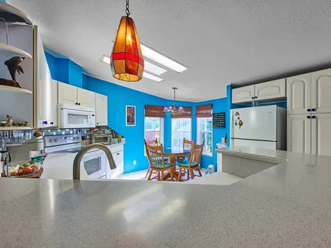 11055 Se Federal Highway Hobe Sound FL 33455