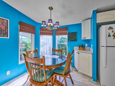 11055 Se Federal Highway Hobe Sound FL 33455
