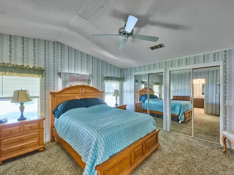 11055 Se Federal Highway Hobe Sound FL 33455