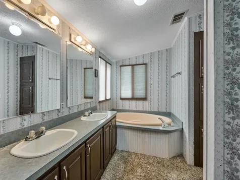 11055 Se Federal Highway Hobe Sound FL 33455