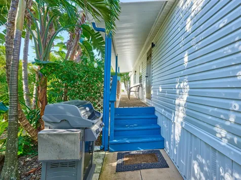 11055 Se Federal Highway Hobe Sound FL 33455