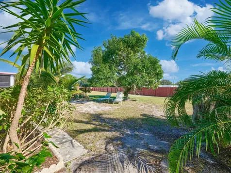 11055 Se Federal Highway Hobe Sound FL 33455