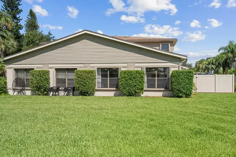 4451 Willow Pond Road West Palm Beach FL 33417