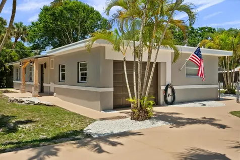4220 Sunrise Boulevard Fort Pierce FL 34982