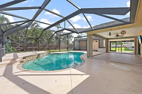 489 SE Evergreene Terrace Port Saint Lucie FL 34983