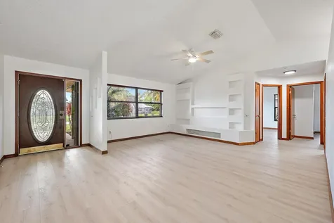 489 SE Evergreene Terrace Port Saint Lucie FL 34983