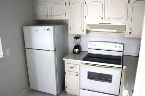 79 Brittany B Delray Beach FL 33446