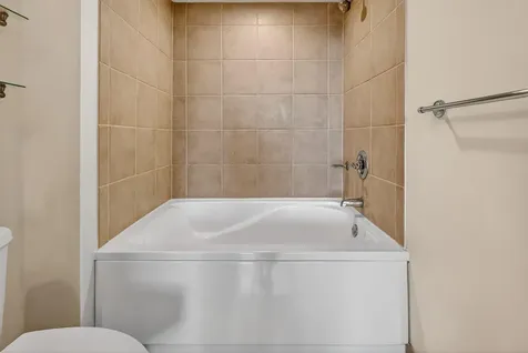 19501 W Country Club Drive Aventura FL 33180