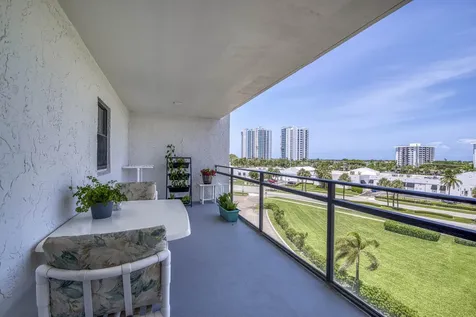 336 Golfview Road North Palm Beach FL 33408