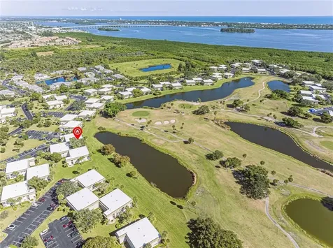 40 Vista Gardens Trail Vero Beach FL 32962
