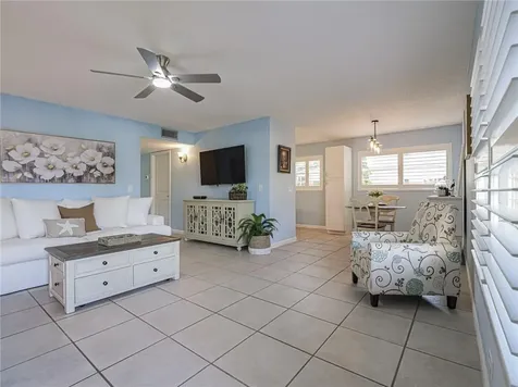 40 Vista Gardens Trail Vero Beach FL 32962