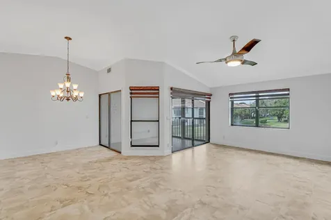 3304 Perimeter Drive Greenacres FL 33467