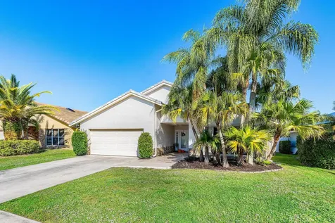 7483 Silver Woods Court Boca Raton FL 33433
