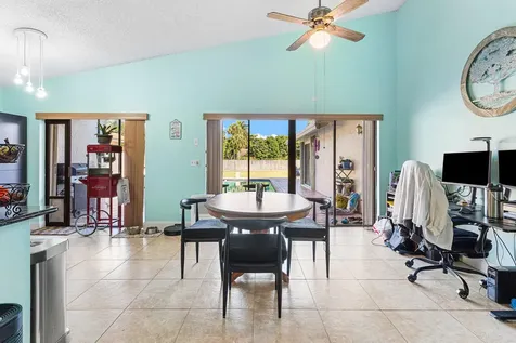 7483 Silver Woods Court Boca Raton FL 33433