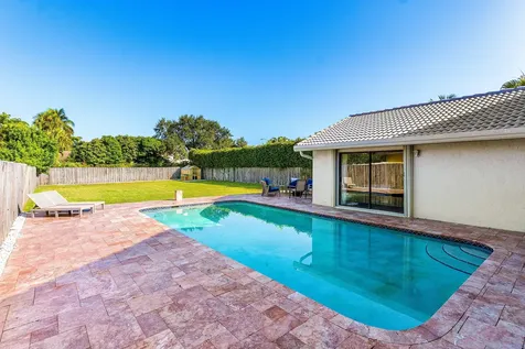 7483 Silver Woods Court Boca Raton FL 33433