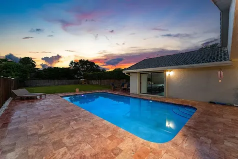 7483 Silver Woods Court Boca Raton FL 33433