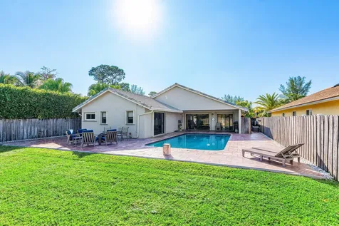 7483 Silver Woods Court Boca Raton FL 33433