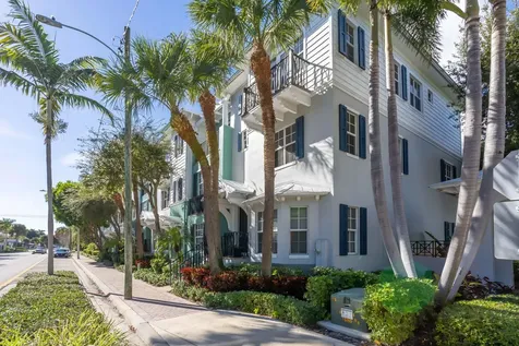 349 E Mallory Circle Delray Beach FL 33483