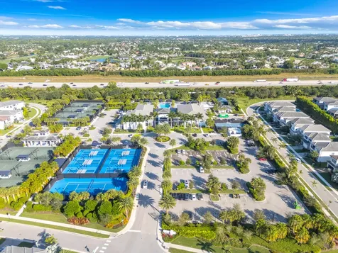 8281 Oceanus Drive Boca Raton FL 33496