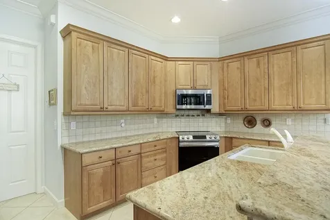 9009 Houndslake Court Port Saint Lucie FL 34986
