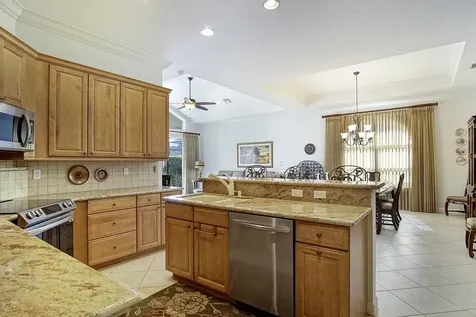 9009 Houndslake Court Port Saint Lucie FL 34986