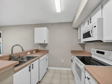 121 SW Palm Drive Port Saint Lucie FL 34986