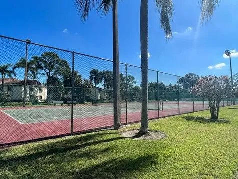 312 Knotty Pine Circle Greenacres FL 33463