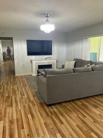 312 Knotty Pine Circle Greenacres FL 33463