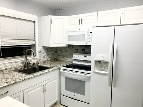 200 Sheffield I West Palm Beach FL 33417