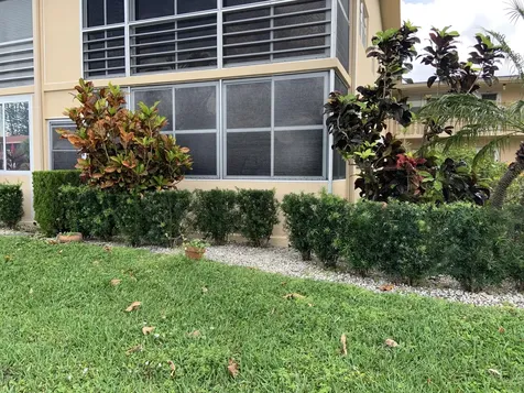 200 Sheffield I West Palm Beach FL 33417