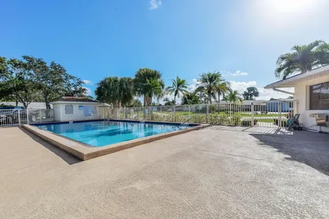 110 N Delaware Boulevard Jupiter FL 33458