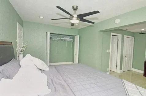 124 Davis Road Palm Springs FL 33461