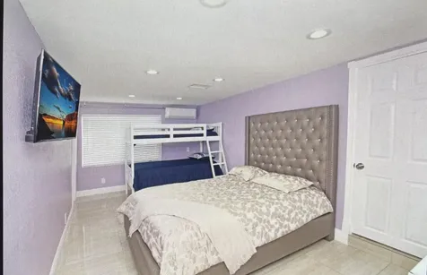 124 Davis Road Palm Springs FL 33461