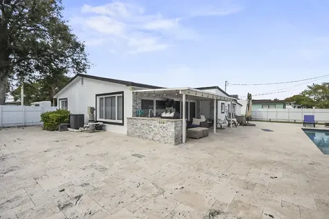 124 Davis Road Palm Springs FL 33461