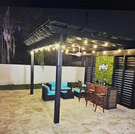 124 Davis Road Palm Springs FL 33461
