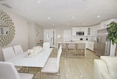 124 Davis Road Palm Springs FL 33461