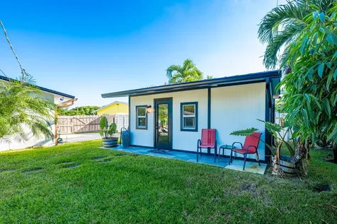10339 Daphne Avenue Palm Beach Gardens FL 33410