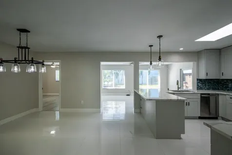 10339 Daphne Avenue Palm Beach Gardens FL 33410
