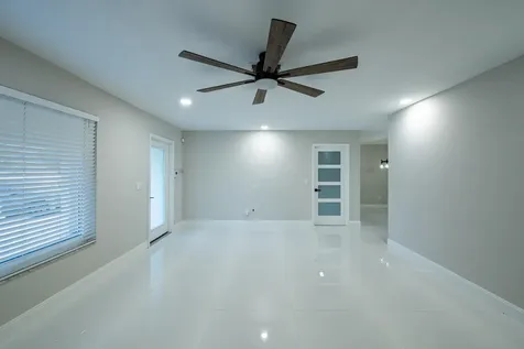 10339 Daphne Avenue Palm Beach Gardens FL 33410