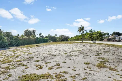 2900 Avenue Au Soleil Gulf Stream FL 33483