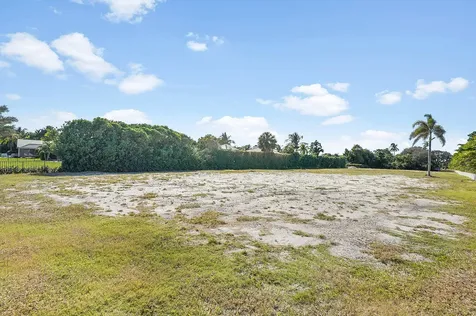 2900 Avenue Au Soleil Gulf Stream FL 33483