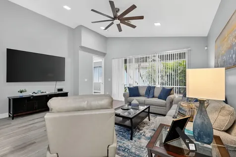 8070 Bellafiore Way Boynton Beach FL 33472