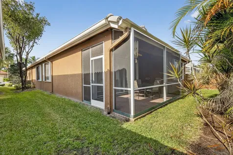 8070 Bellafiore Way Boynton Beach FL 33472